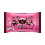 Hershey's Lava Cake Kisses-1 pose